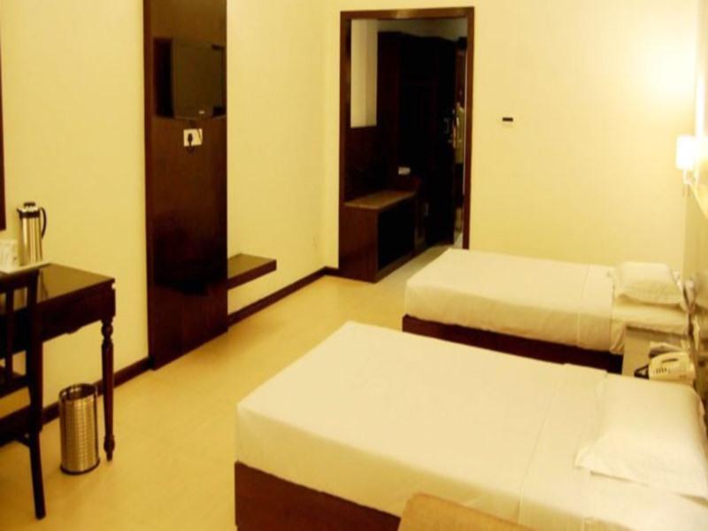 Hotel Ark Continental Rudrapur Exterior photo